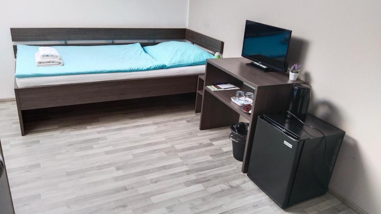 Penzion U Brazdu Ivancice Екстериор снимка